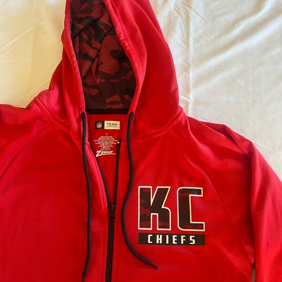 Red Chiefs Performance Jacket - Picture 2 of 4